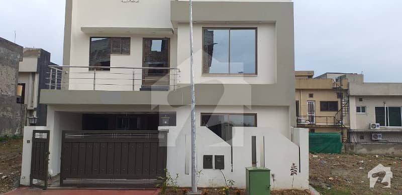 7 Marla Double Unit House For Sale In Umer Block Bahria Town Rawalpindi