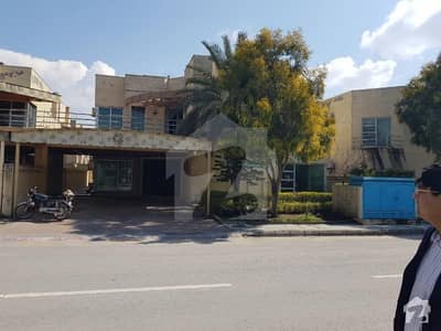 One Kanal House Executive Lodge Bahria Town3 One Kanal House Executive Lodge Bahria Town3