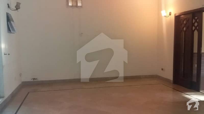 Dha Lahore Phase 4 Commercial 4 Marla Full Plaza For Rent