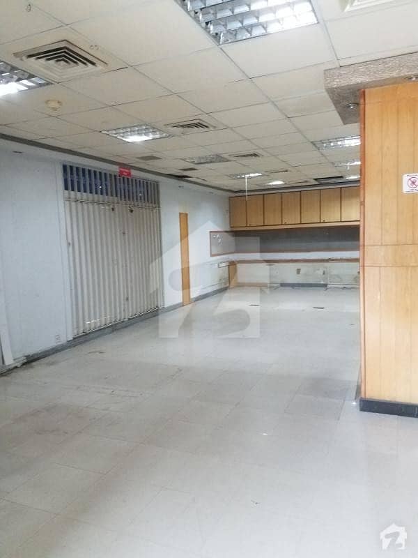 1100 Sq Ft Office Space In Shaheen Complex Karachi