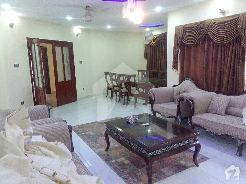 Kanal upper portion fully furnished available on rent