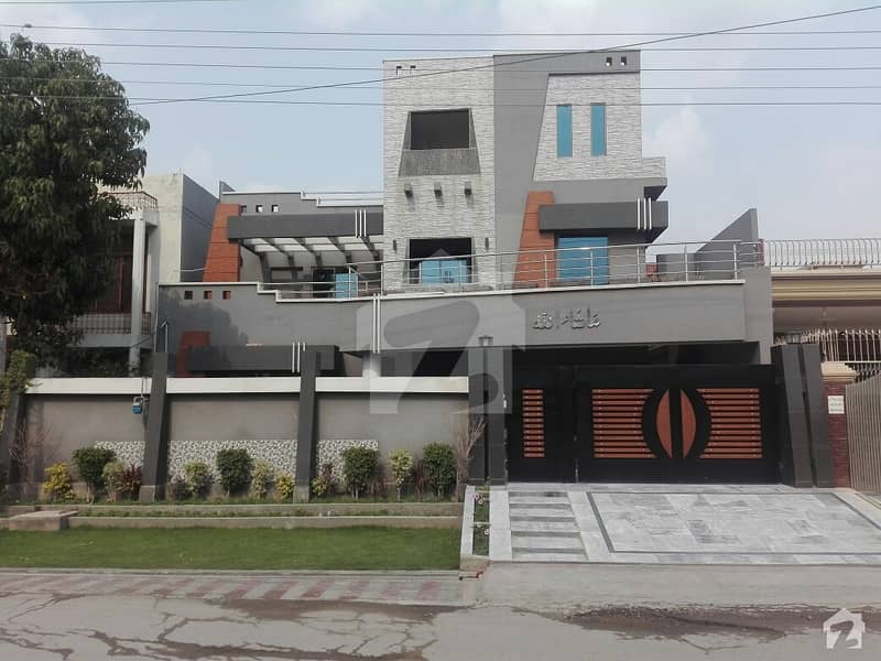 مرغزار آفیسرز کالونی لاہور میں 5 کمروں کا 1 کنال مکان 3. 6 کروڑ میں برائے فروخت۔