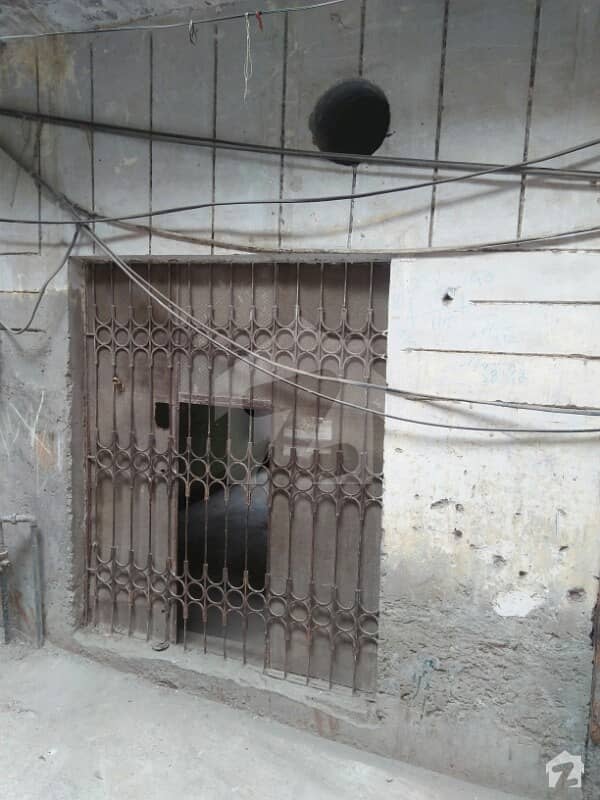 Near Scheem Mor 337 Square Feet Old House Is Available For Sale