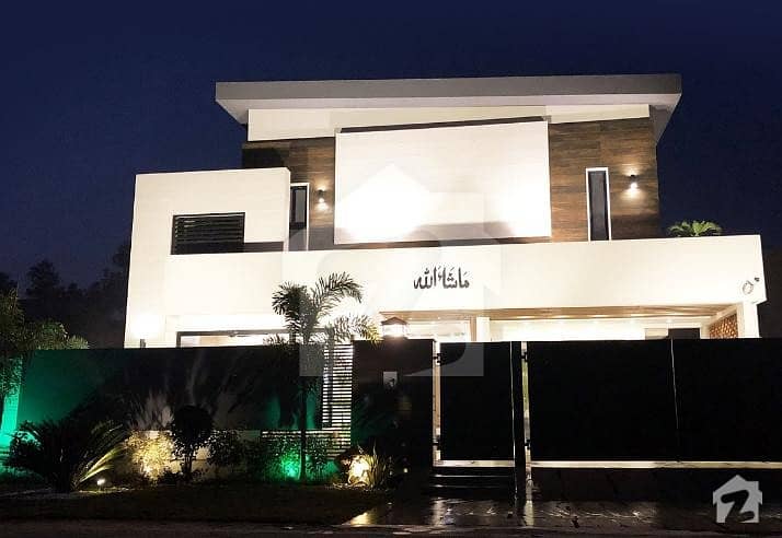 ای ایم ای سوسائٹی ۔ بلاک ایچ ای ایم ای سوسائٹی لاہور میں 5 کمروں کا 1 کنال مکان 5. 9 کروڑ میں برائے فروخت۔