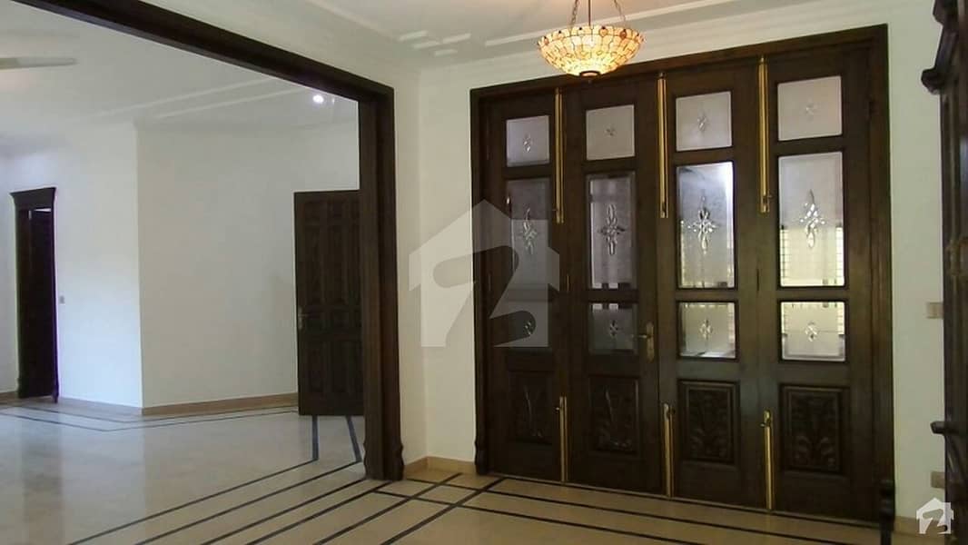 Beautiful Flat Is Available For Sale