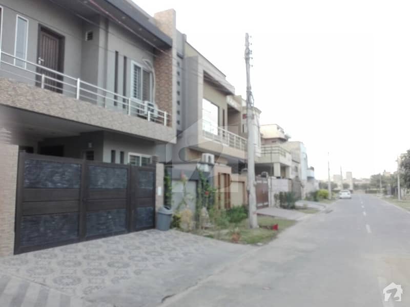 House Available For Rent Eden Valley, Faisalabad ID15135701