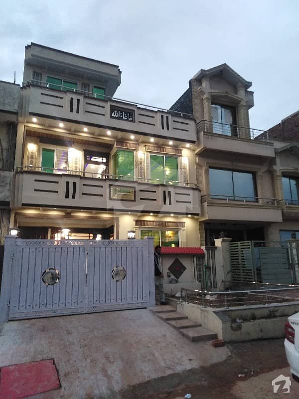 G 13 1 Double Storey Double Unit House For Sale At 25x40 Park Facing Front Open On Main 50 Feet Road G 13 Islamabad Id Zameen Com