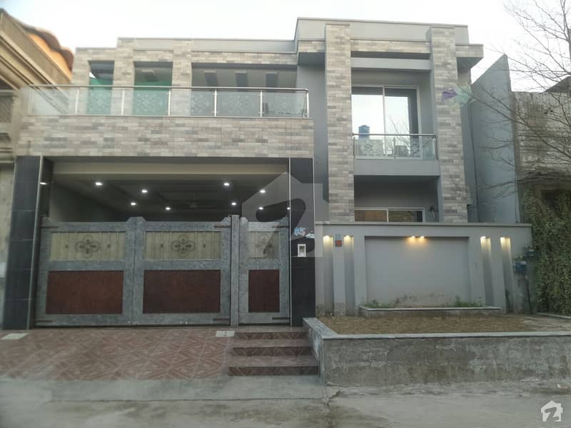 House Available For Sale At Batala Colony Satina Road