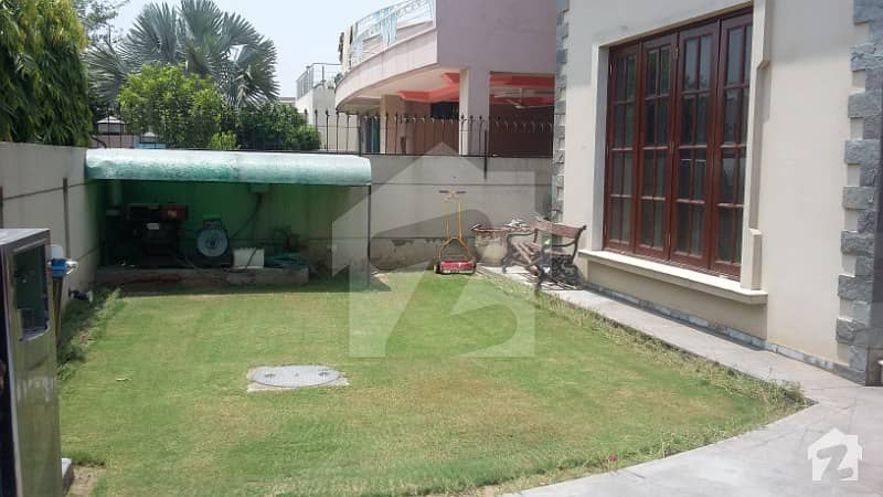 1 Kanal New Upper Portion With 3 Bedrooms For Rent