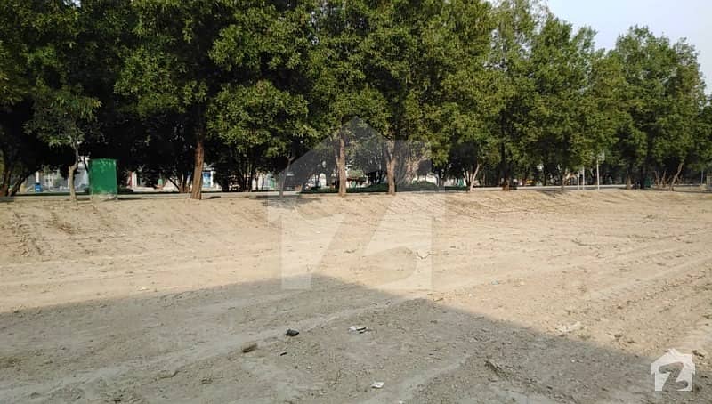193 Dd Excellent Location Plot For Sale On Attractive Rate