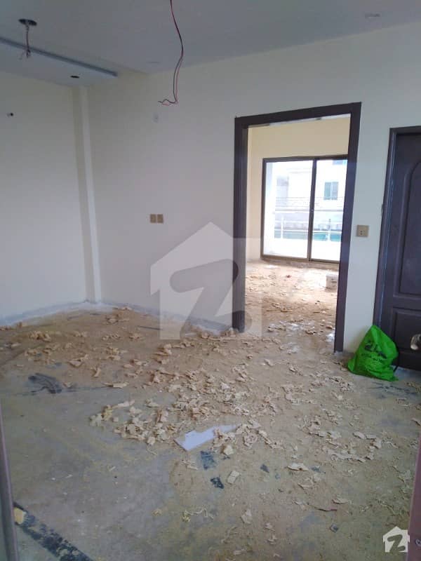Brand New Flat Available For Rent In Johar Town Near Emporium Mall For Office Bachelors Use