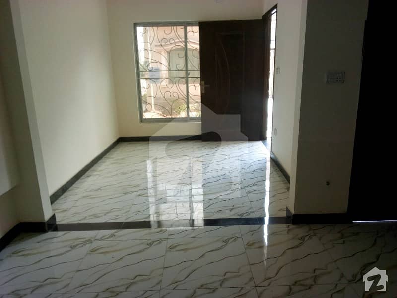 10 marla upper portion for rent in LDA Avenue 1 lahore