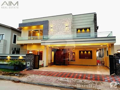 High Quality Designer One Kanal House For Sale In Bahria Town High Quality Designer One Kanal House For Sale In Bahria Town