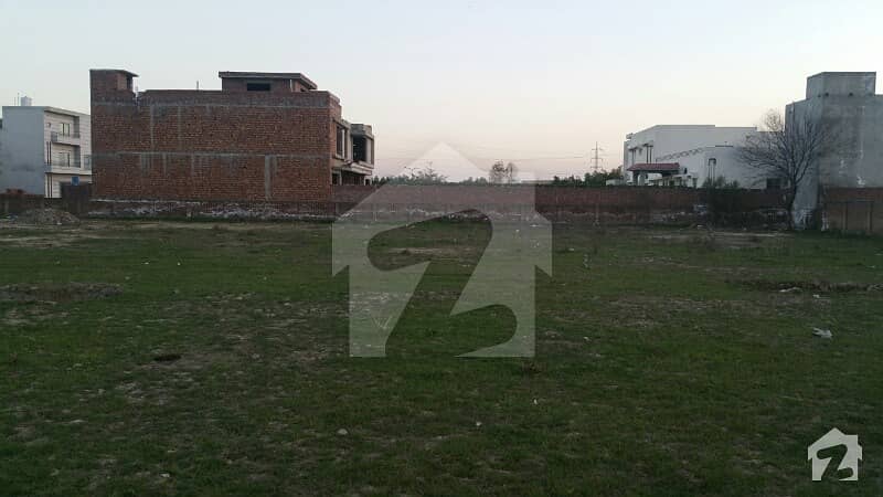 4. 6 Kanal Plot For sale Facing Canal Bank Road Johar Town Lahore