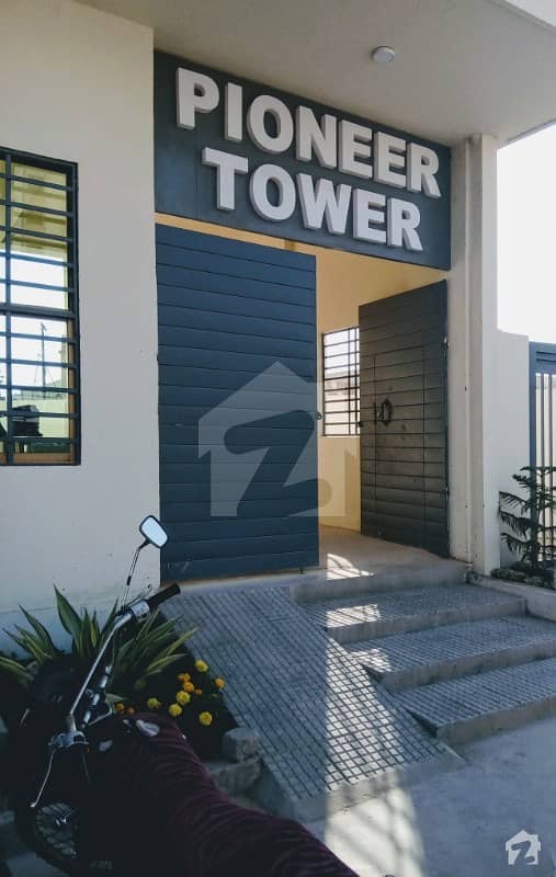 3 Bed D/d Flat For Rent At Pioneer Tower Teacher Society