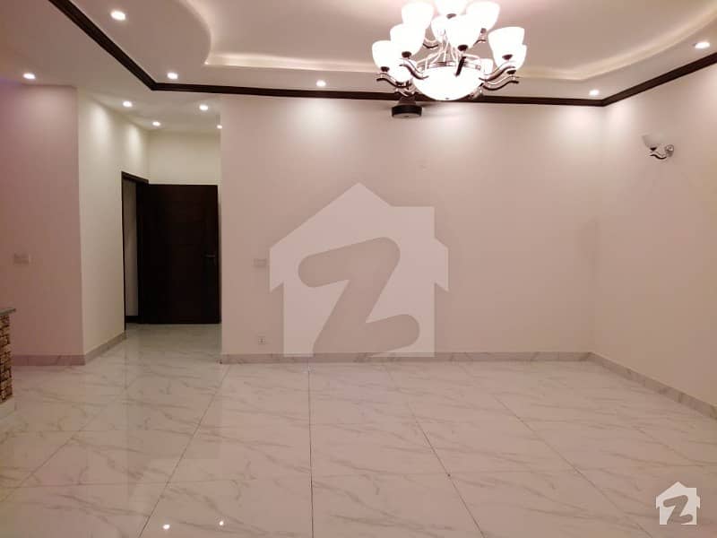 1 Kanal Luxurious Upper Portion Available For Rent On Top Location Of Top Society Wapda Town Lahore