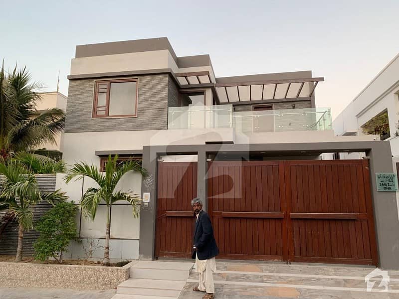 Out Class Bungalow For Sale In Dha Phase 6  Khy Bukhari 500 Yards