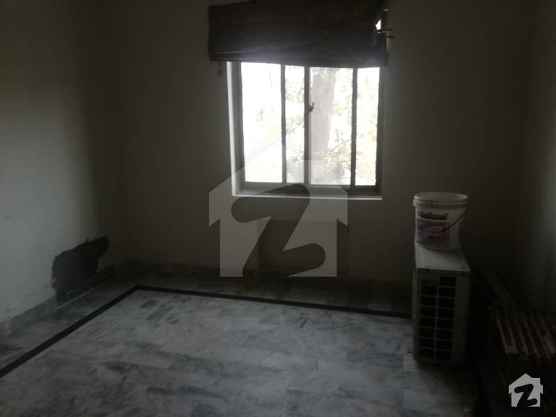 1 Kanal 2nd Floor Flat In Rehman Garden Near Dha Phase 1