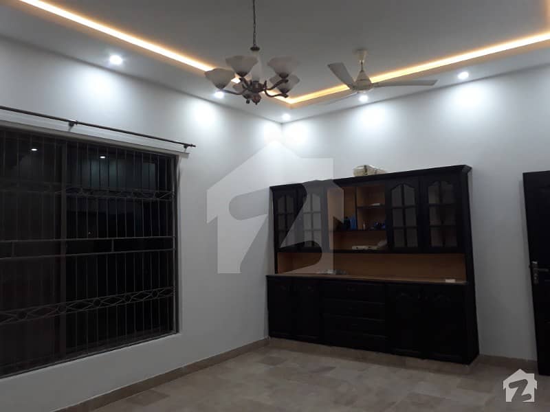 Brand New Upper Portion with Separate Gate for Rent