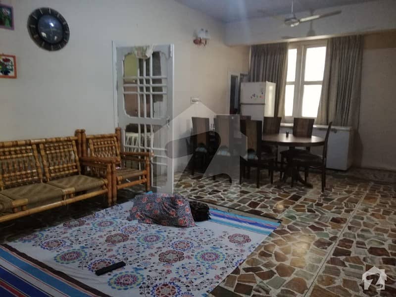 400 Sq Yards One Unit Bungalow For Sale 400 Sq Yards One Unit Bungalow For Sale