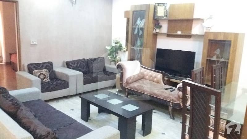 10 MARLA FULLY FURNISHED HOUSE AVAILABLE FOR RENT