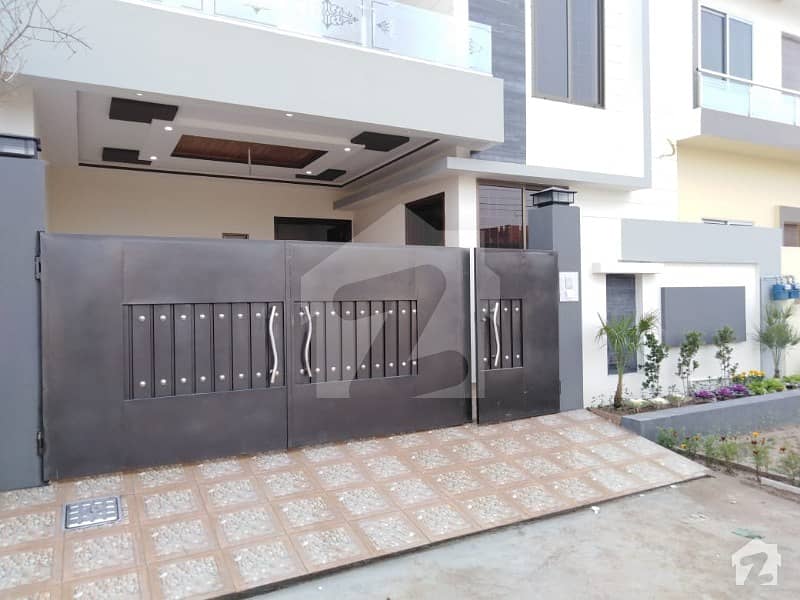 Double Storey House Is Available For Sale In Wapda Town Phase 2 - R Block