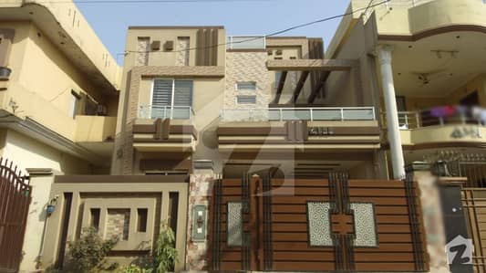 11 Marla Beautiful House Is Available For Sale In Sabzazar Scheme 11 Marla Beautiful House Is Available For Sale In Sabzazar Scheme
