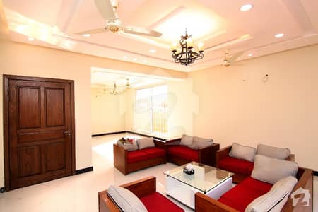 Elegant 24 Marla Solid House For Sale Elegant 24 Marla Solid House For Sale
