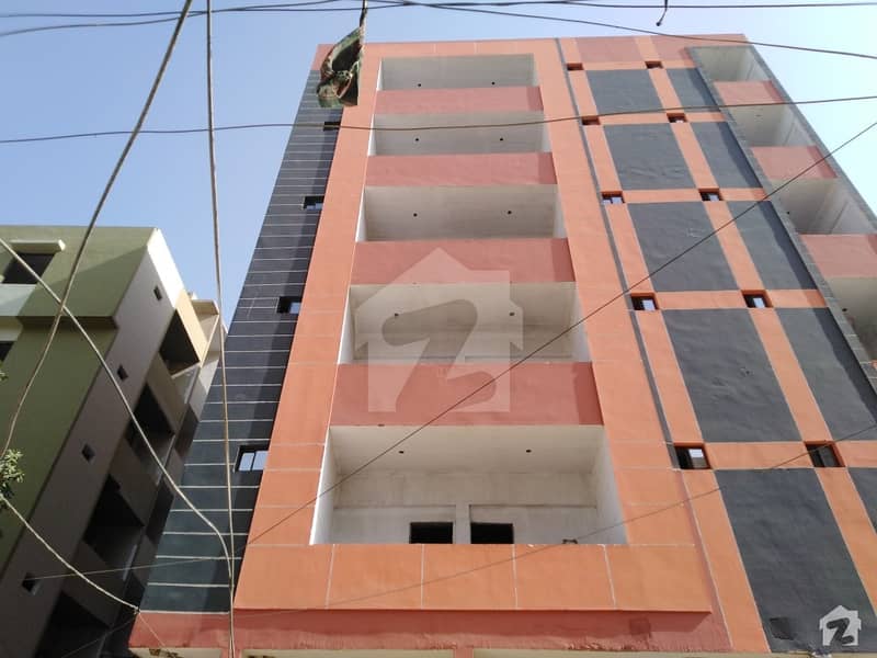 پی اینڈ ٹی کالونی کراچی میں 3 کمروں کا 7 مرلہ فلیٹ 65 لاکھ میں برائے فروخت۔