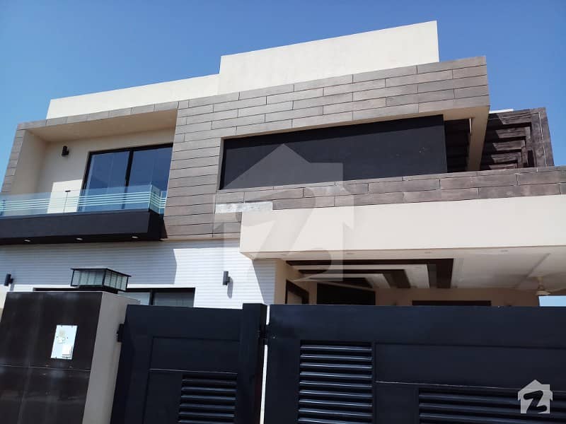 Upper lock Kanal Brand New Beautiful Lower Porshion Availbale For Rent in phase 6 H Block Dha Lahore