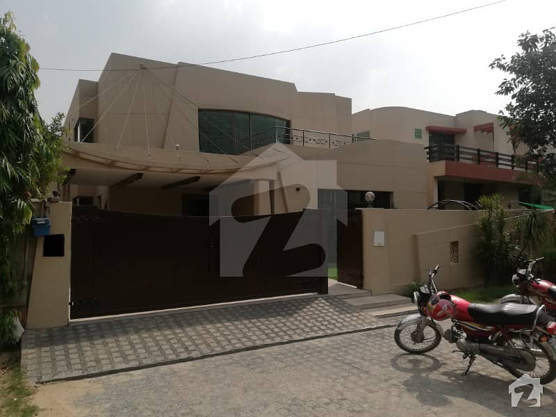 1 Kanal Full Bungalow For Rent In Dha  Phase 4