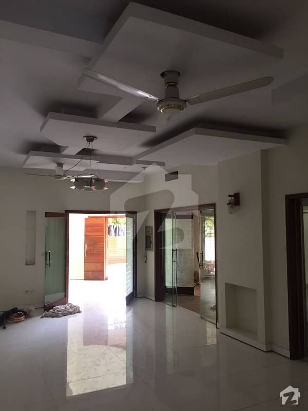 1 Kanal Beautiful House Available For Rent At Dha Phase 3