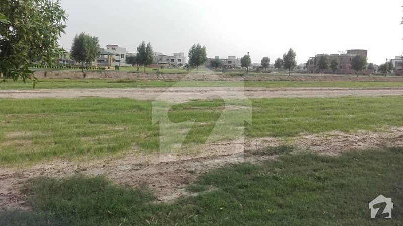 Near To Park 10 Marla Plot In Sector M5 For Sale In Lake City Lahore