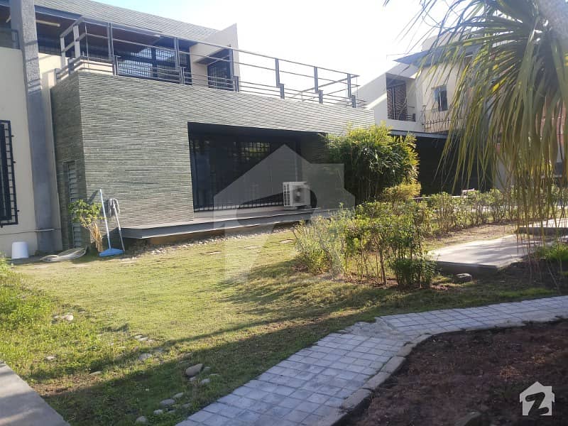 F-7 Brand New House For Rent  8 Bed House With Air Cons And Basement