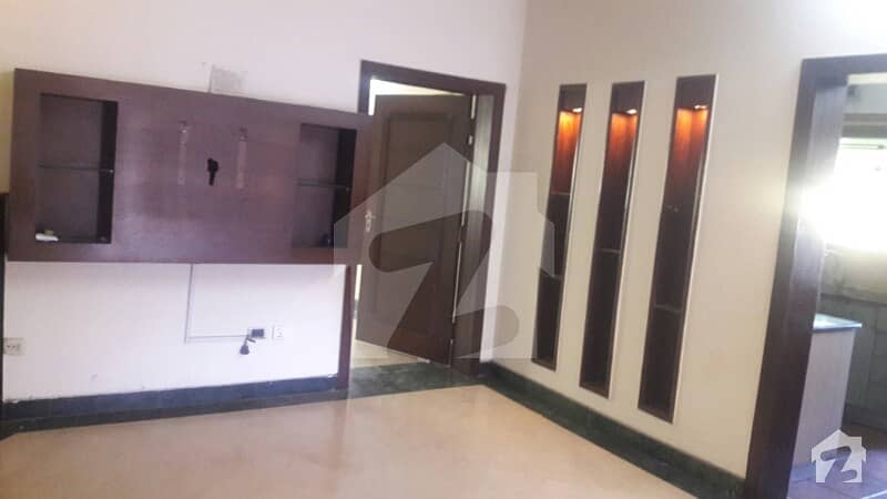 10 Marla Single Unit House For Rent In Phase 2 Ext Bahria Town