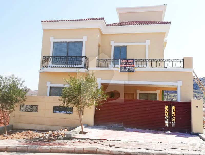 10 Marla House For Sale In Bahria Enclave Sector M Islamabad