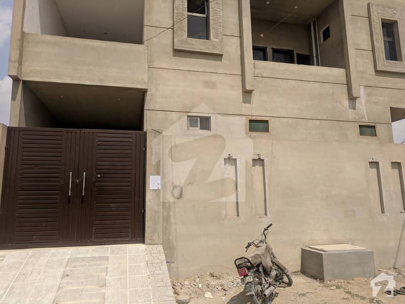 ڈائمنڈ سٹی گلشنِ معمار گداپ ٹاؤن کراچی میں 2 کمروں کا 12 مرلہ مکان 2. 45 کروڑ میں برائے فروخت۔