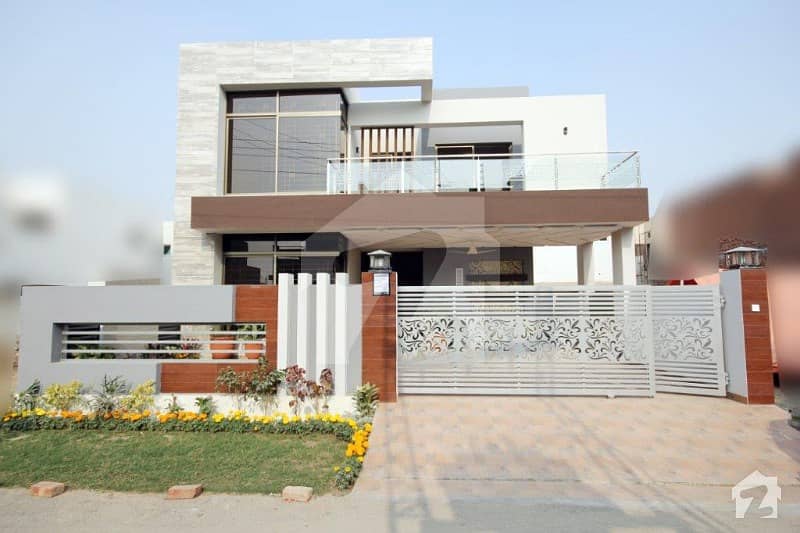 10 Marla Superb Bungalow In State Life Housing Society Lahore