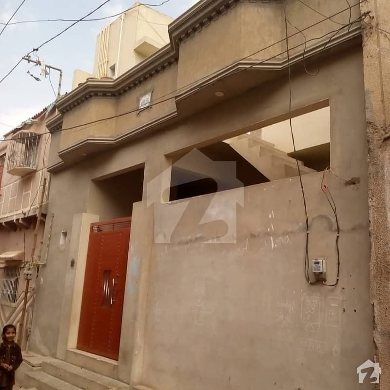 نارتھ کراچی ۔ سیکٹر 11ایف نارتھ کراچی کراچی میں 5 کمروں کا 5 مرلہ مکان 1. 5 کروڑ میں برائے فروخت۔
