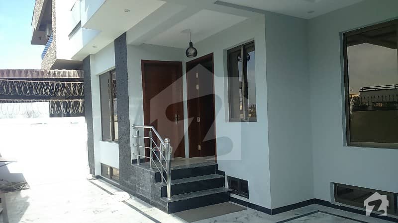 New House Size One Kanal For Sale In G-13
