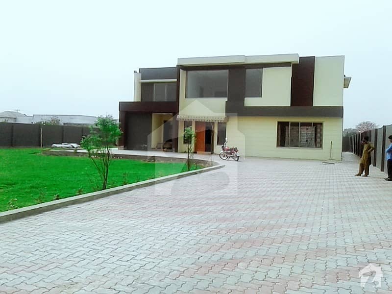Brand New Luxurious Farm House Available For Rent