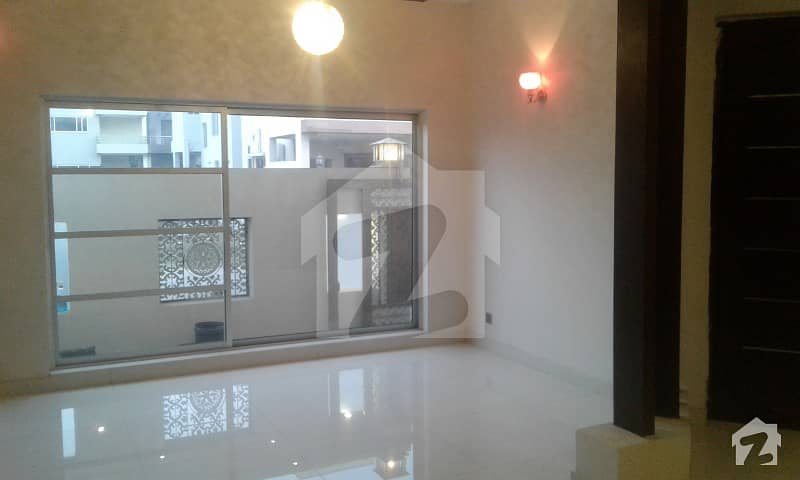 Apartment Is Available For Rent In Paragon City - Only For Bachelors