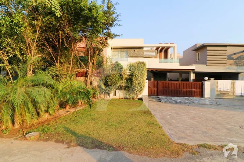 Syed Brothers 10 Marla Owner Build Solid Bungalow For Sale Dha Phase 5 Lahore