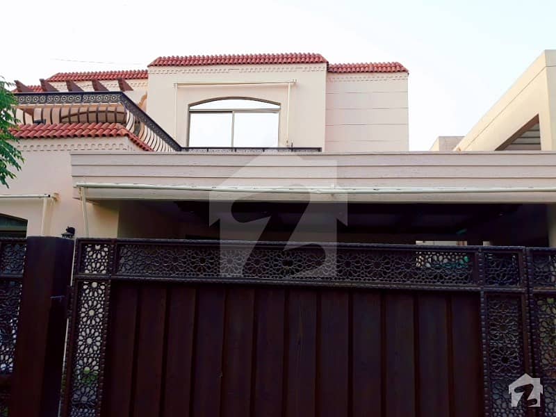 1 Kanal Brand New Charming Luxury and Tremendous Design Bungalow For Rent