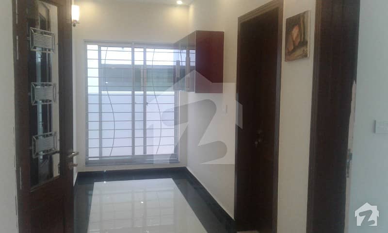 5 Marla House Available For Rent In Paragon City With 3 Bedrooms Near By Commercial