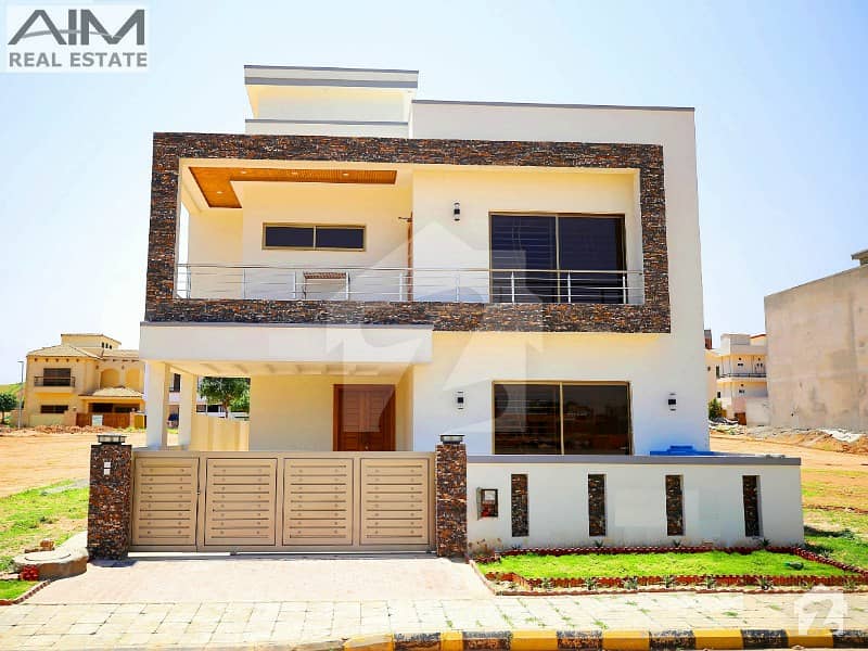 Beautiful 10 Marla Single Unit House For Sale In Bahria Town