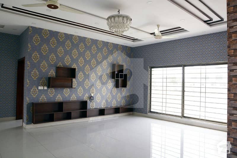 Brand New 1 Kanal Bungalow With Ac Located In Dha Phase 6