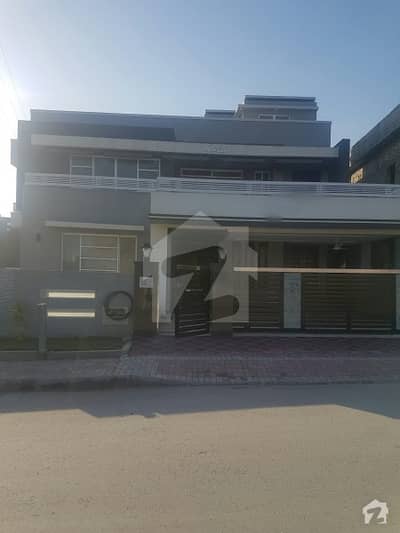 1.5 Kanal House For Rent In Bahria Town Phase 3 1.5 Kanal House For Rent In Bahria Town Phase 3