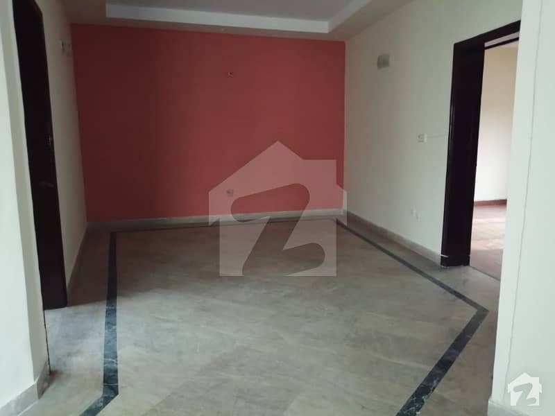 Near Dha Lahore Phase 5 Gated Society 2 Bedroom Flat Is Available For Rent