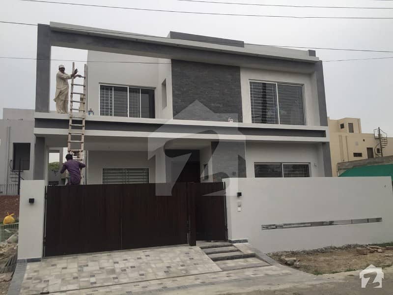 Brand New Owner Built 10 Marla Modern House For Sale In State Life Society G Block